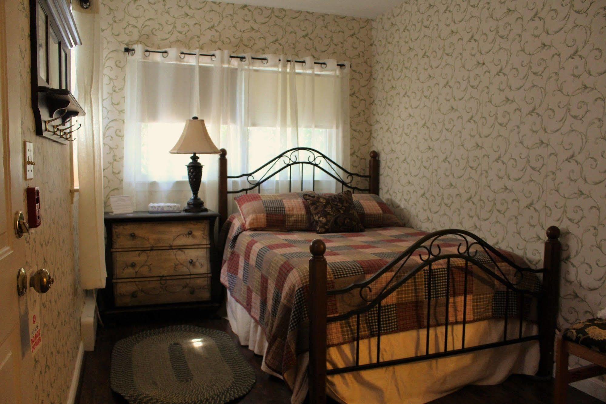 Blue Shutters Inn Carriage House Studios 오겅키트 외부 사진