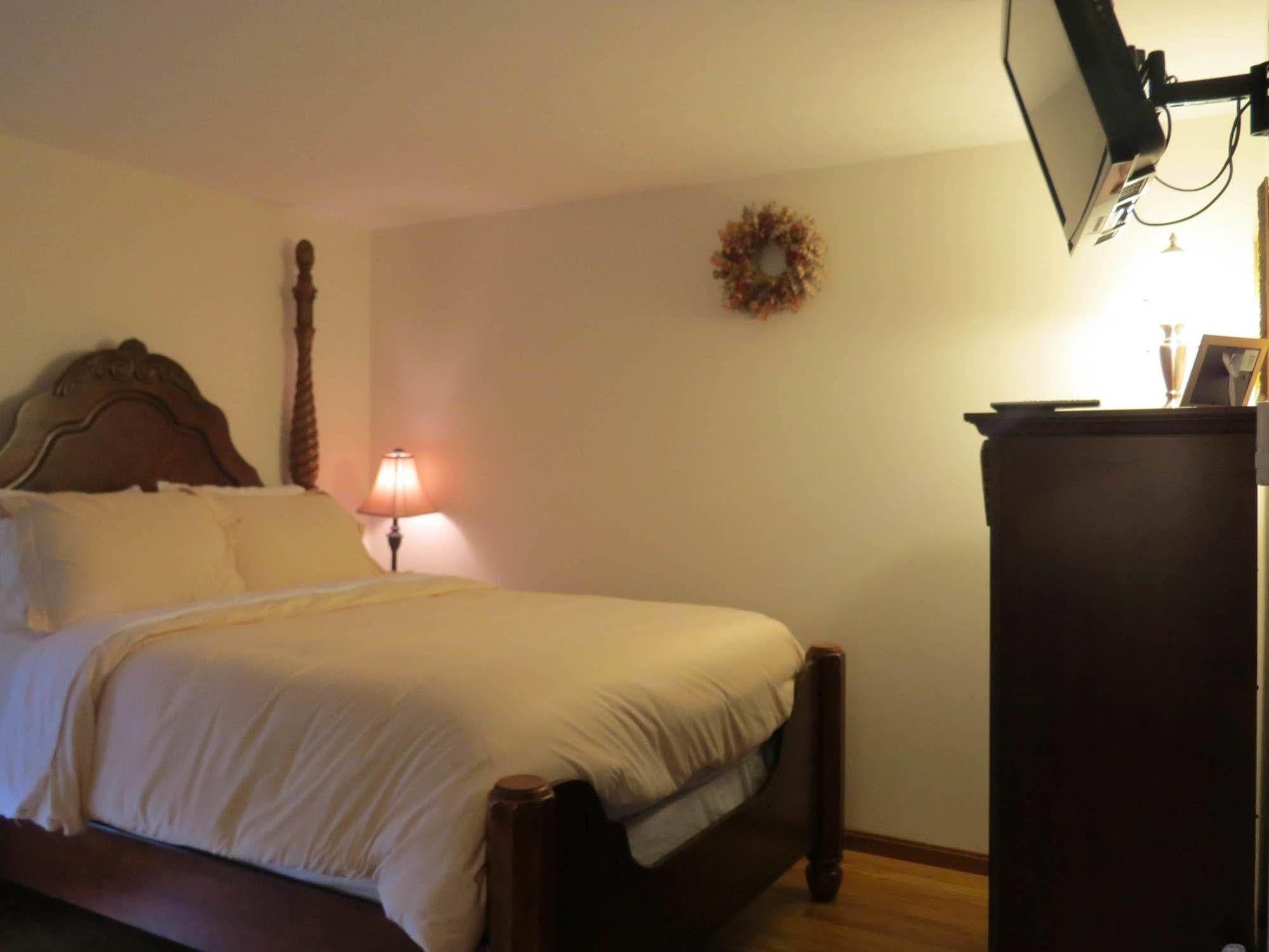 Blue Shutters Inn Carriage House Studios 오겅키트 외부 사진