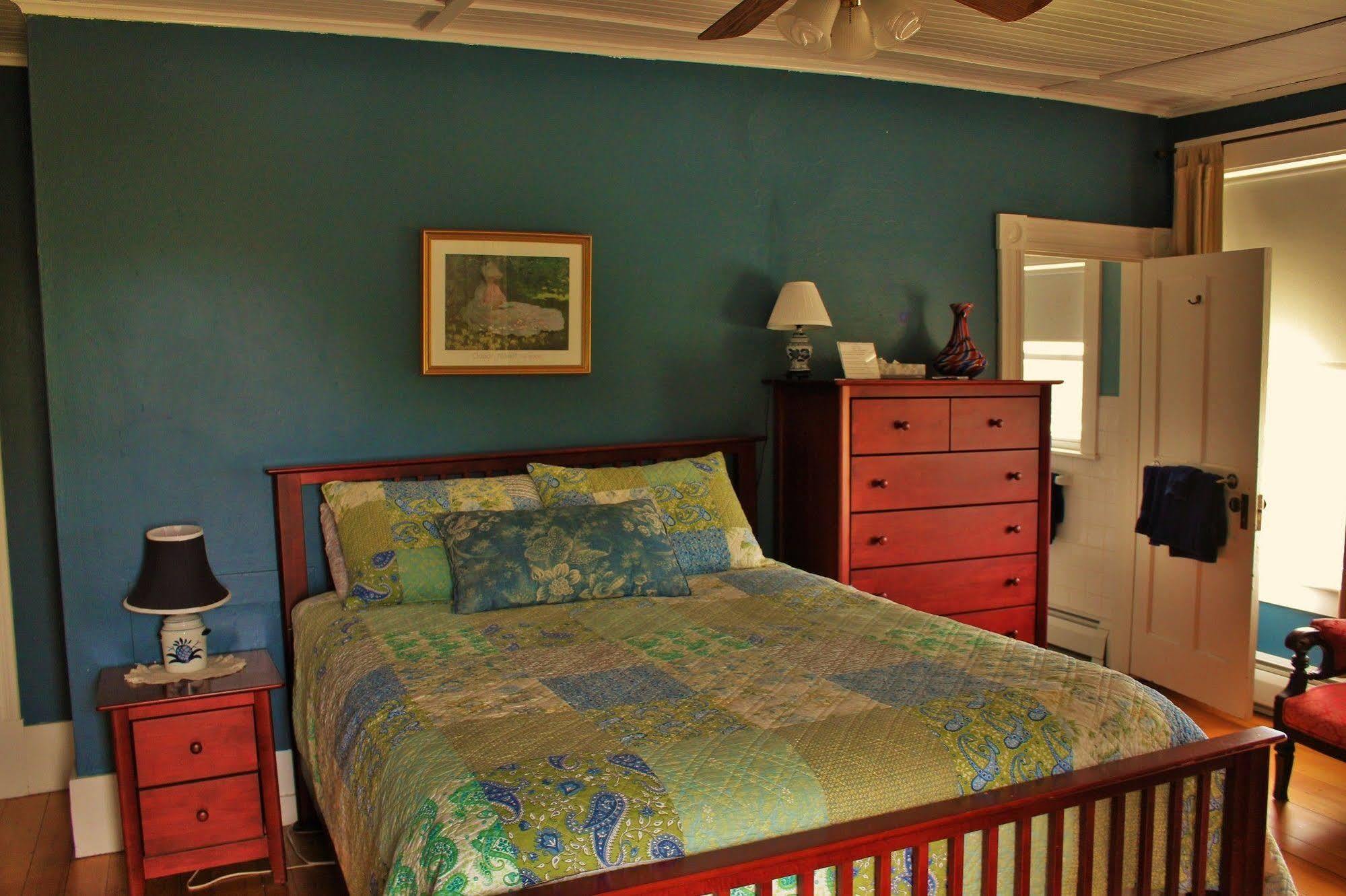 Blue Shutters Inn Carriage House Studios 오겅키트 외부 사진