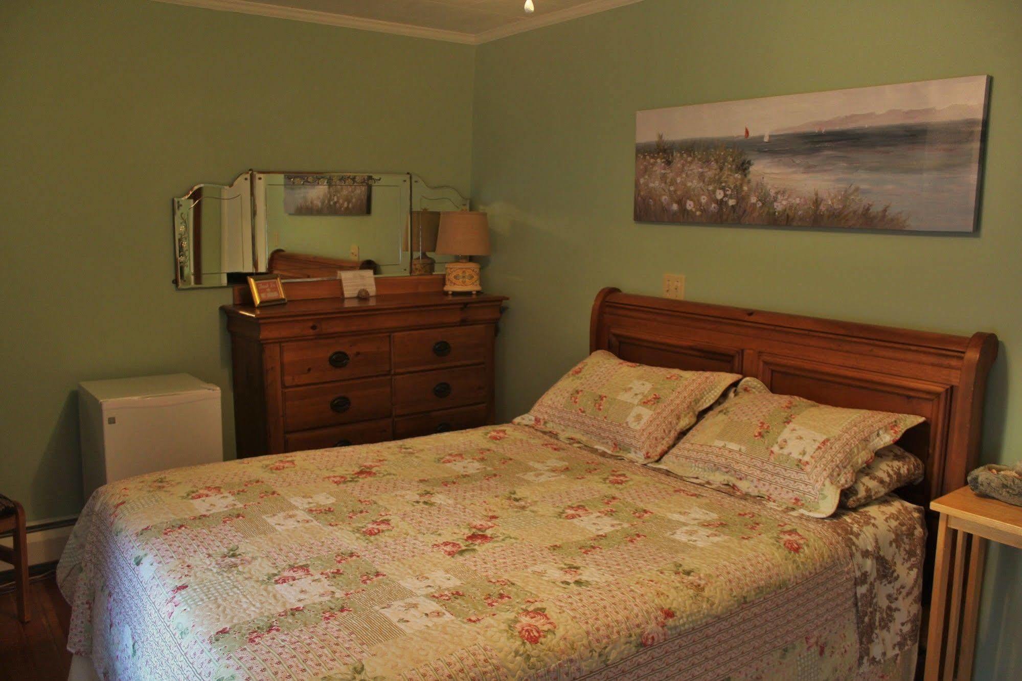 Blue Shutters Inn Carriage House Studios 오겅키트 외부 사진